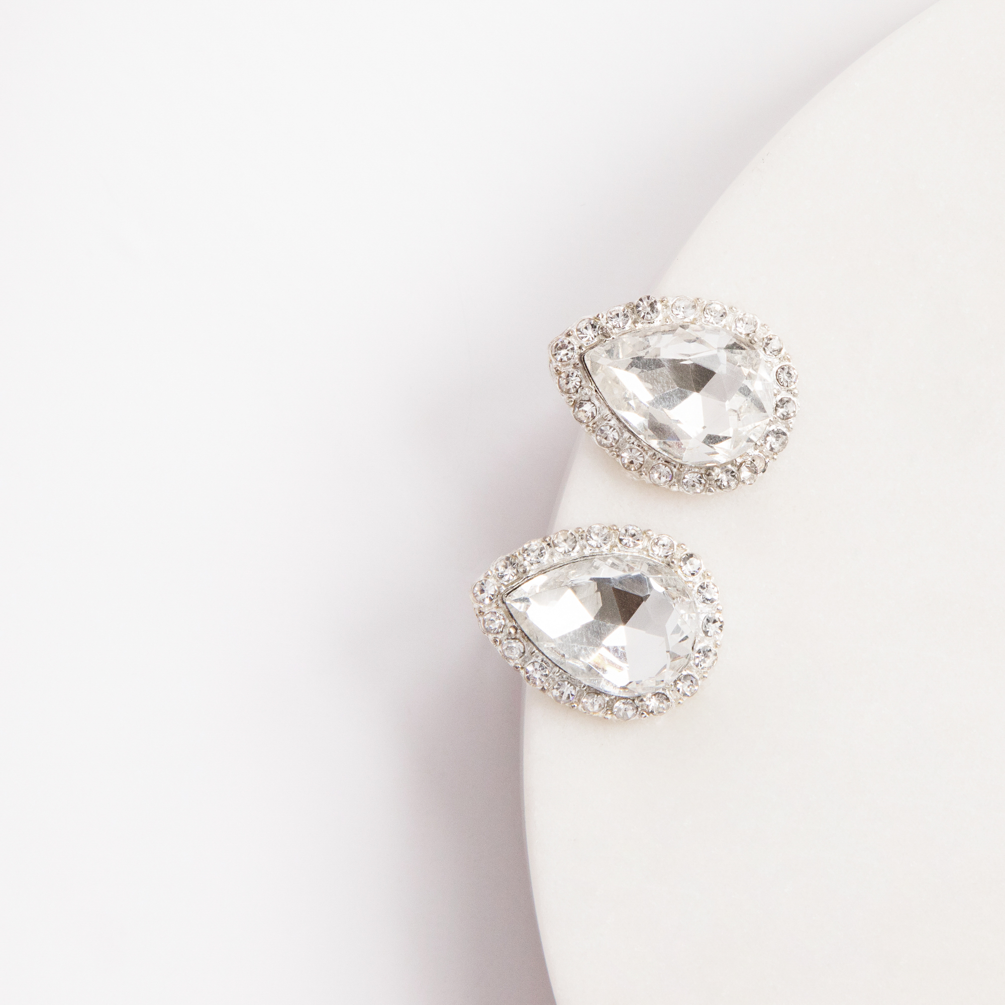 ACE10136-Silver-B.jpg
