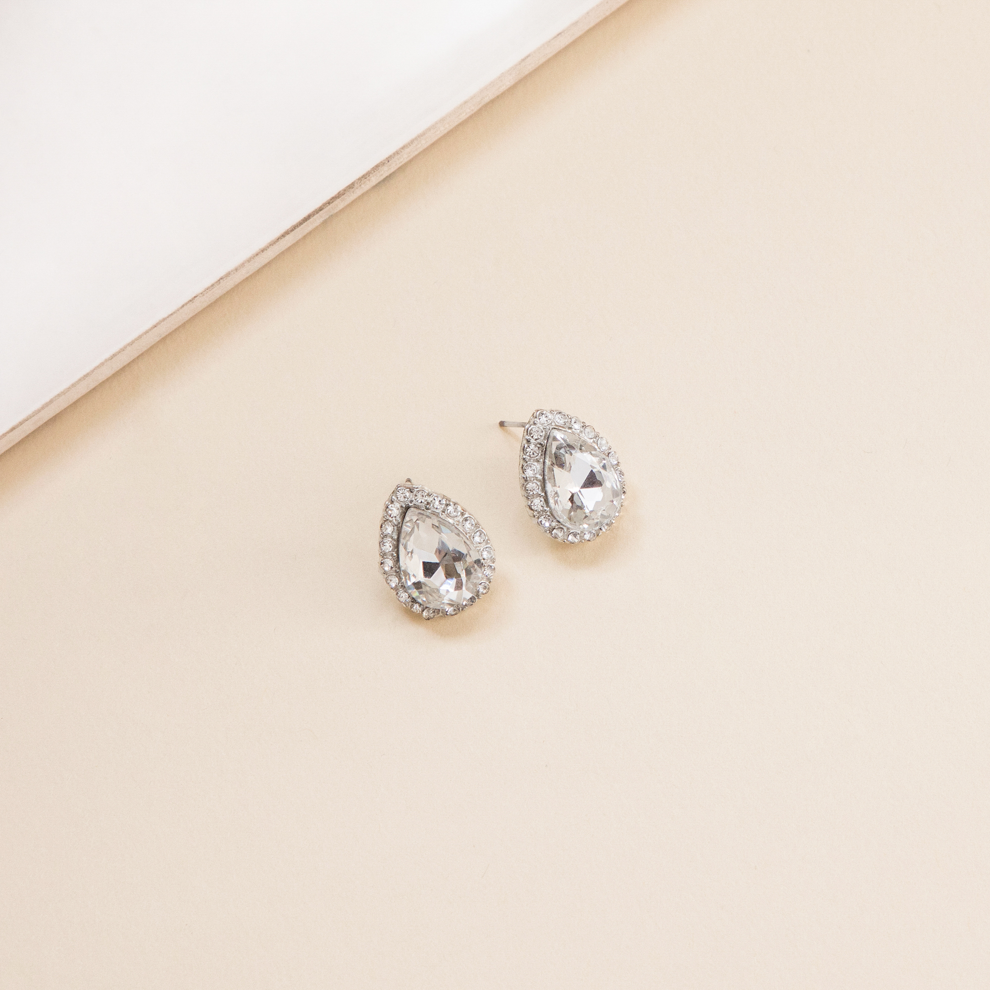 ACE10136-Silver-C.jpg