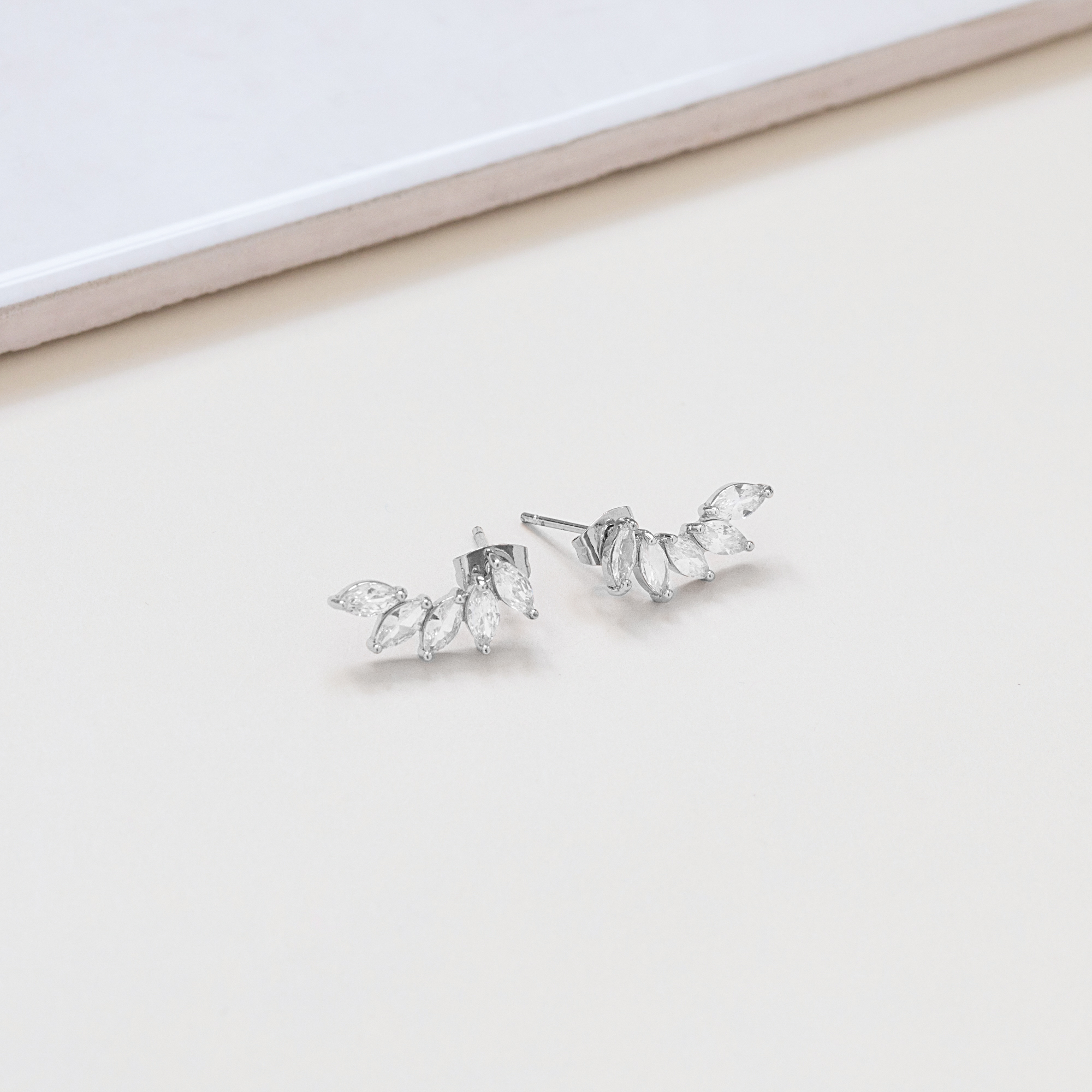 ACE10233 C Silver