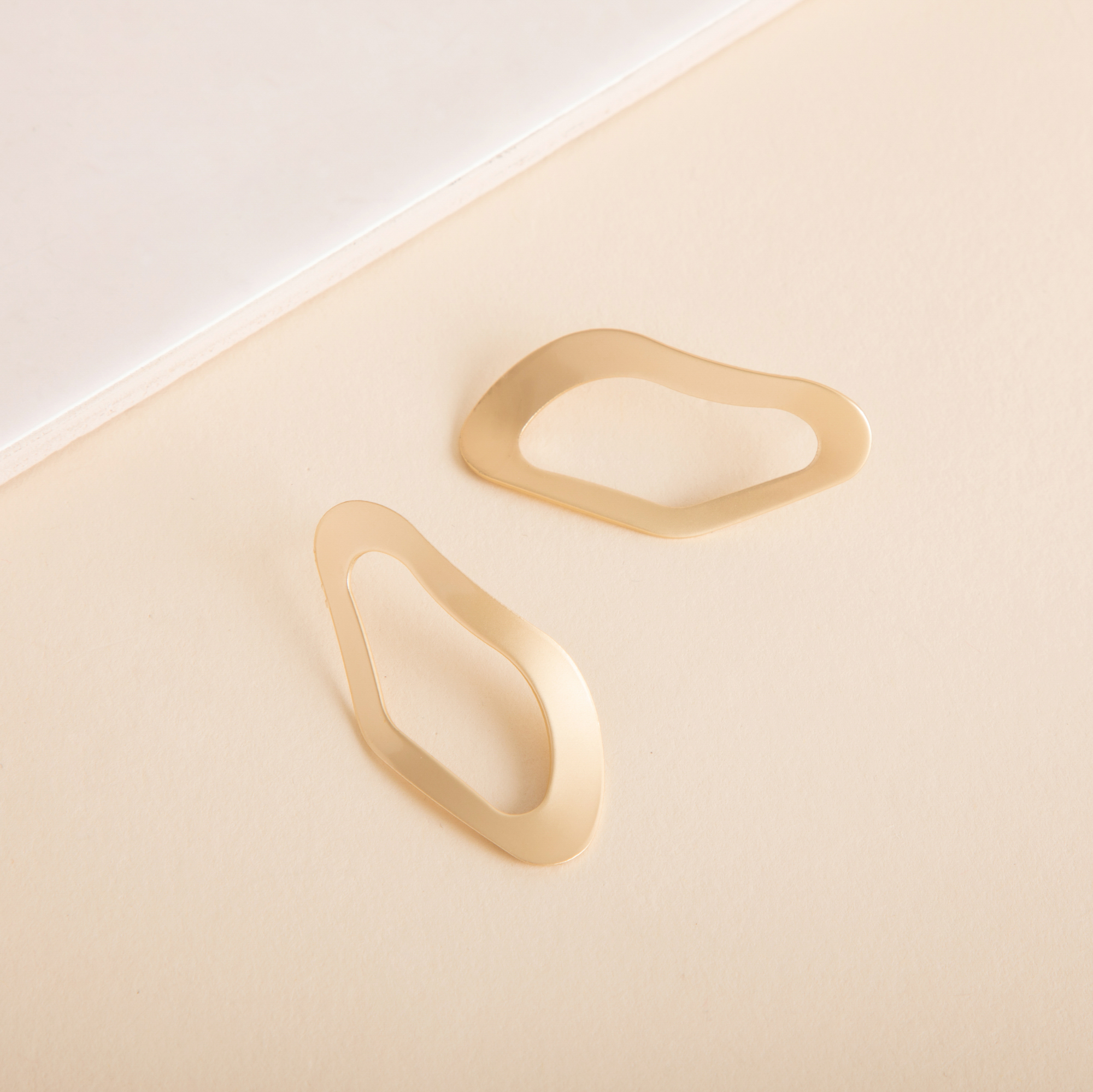 ACE10257-Gold-C.jpg