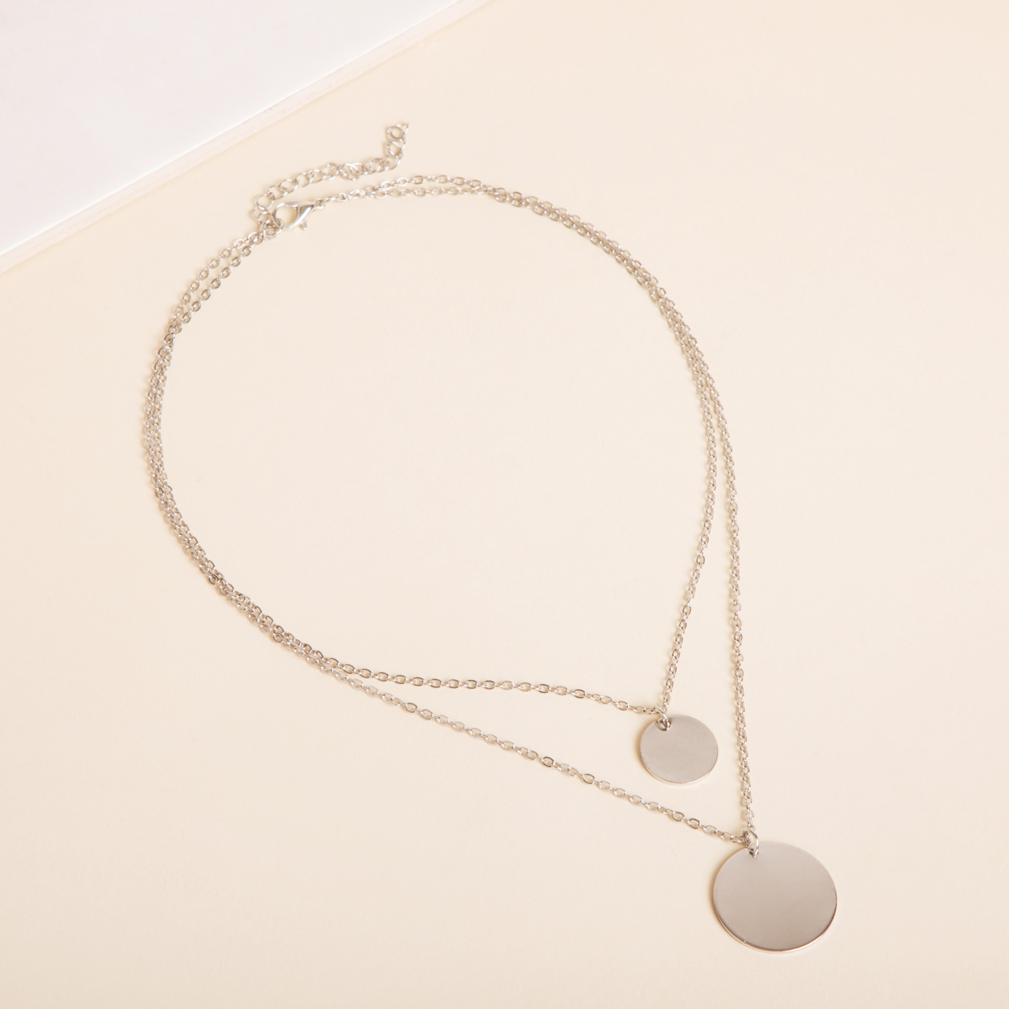 acn10036-silveR-C.jpg