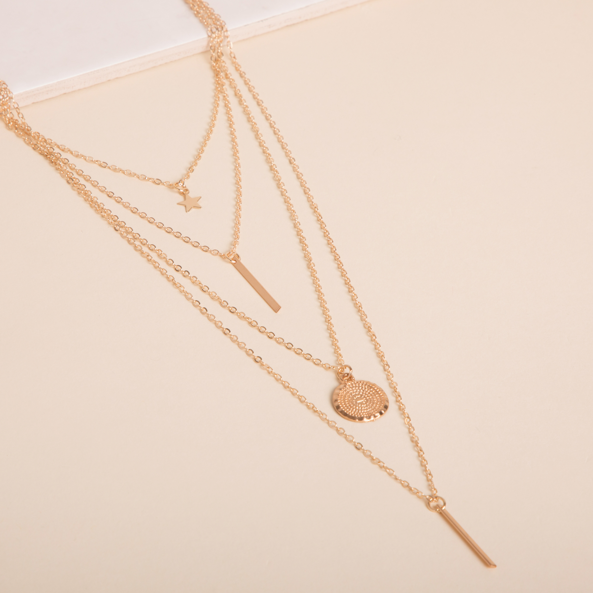 acn10048-Gold-C.jpg