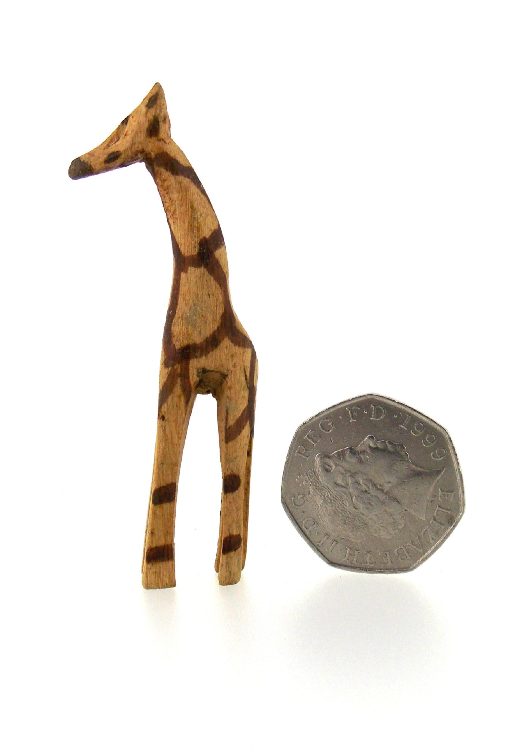 giraffe-figurine-2-scaled-1.jpg
